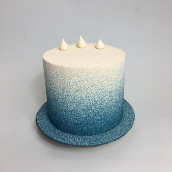 Gâteau anniversaire bleu dégradé