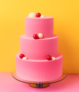 Gâteau d'anniversaire trois étages